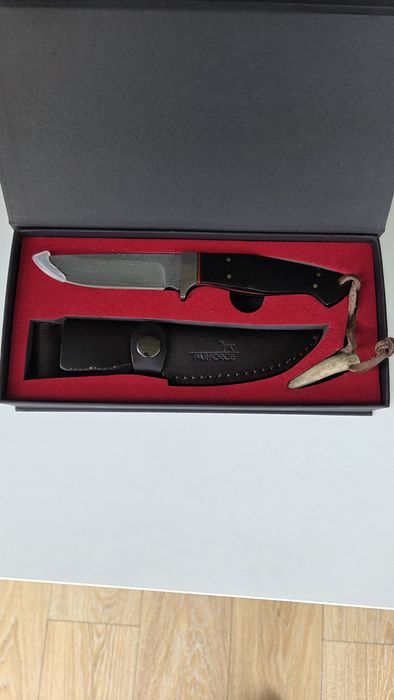 Cuțit Vânătoare Parforce Damasc (Damastmesser) – Nou, cu  cutie