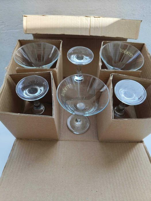 Сервиз от 6 чаши за мартини