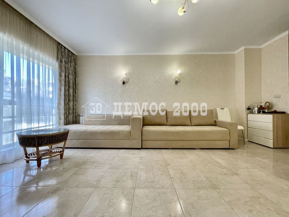 Продава се Двустаен апартамент в Варна, Бриз - 86 кв.м за 1779 €/кв.м - Снимка #4
