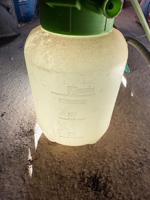 Садовый опрыскиватель