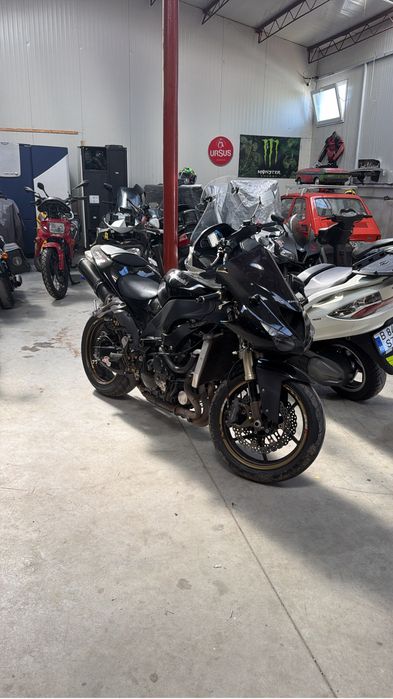 Kawasaki Ninja ZX 10-r