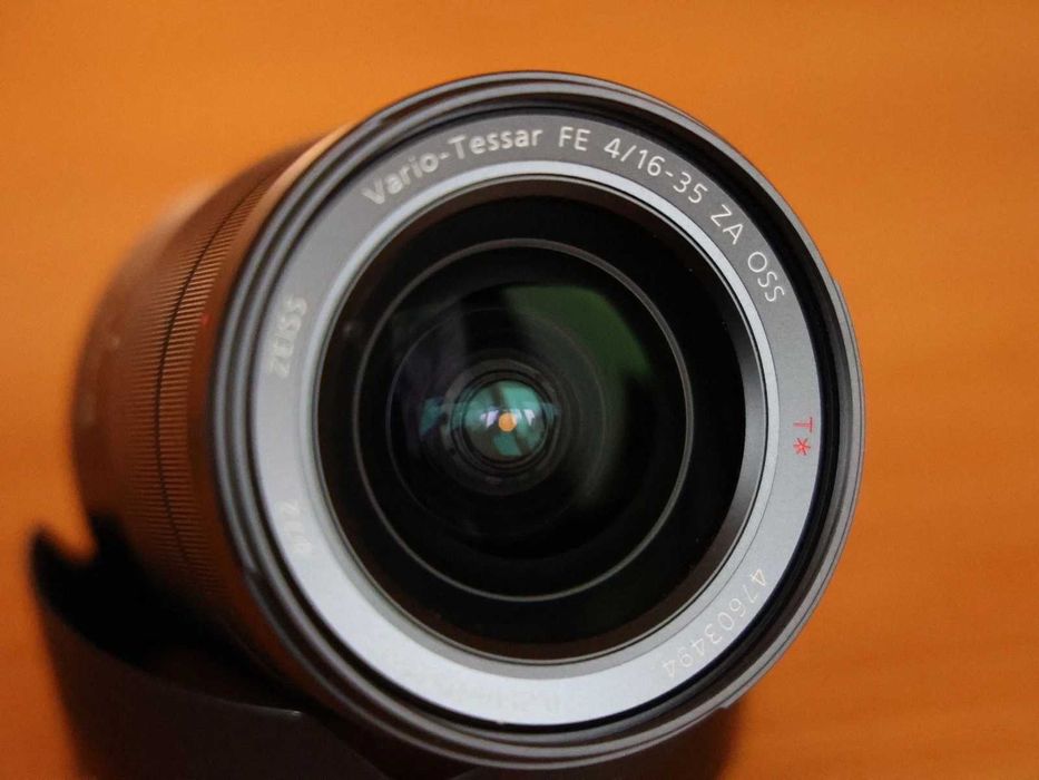 Обектив Sony Zeiss Vario-Tessar T* FE 16-35mm f4 ZA OSS