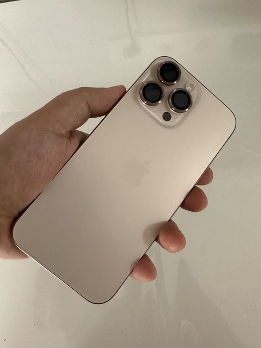 Продам Айфон 16 промакс