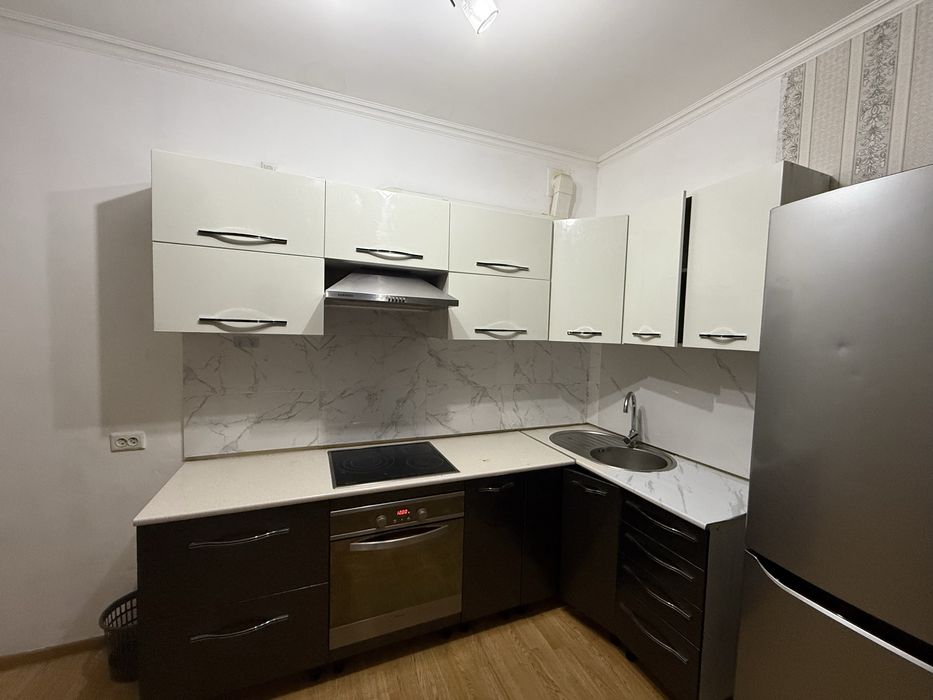 Продается кухонный гарнтиур