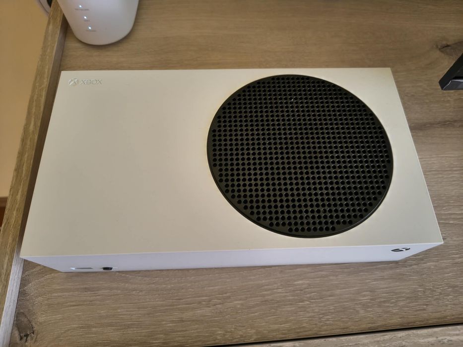 XBOX series S в гаранция