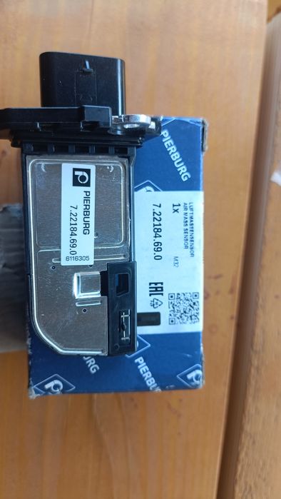 Debitmetru (MAF) BMW pentru modele (F) PIERBURG COD OE 13627804150