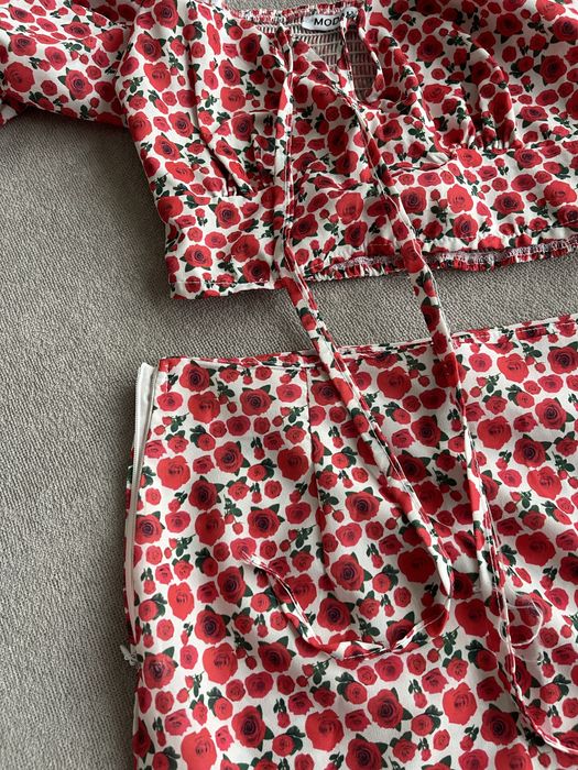 Дамски сет от две части