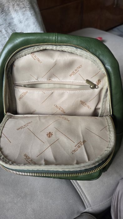 Раница Vera Italy естествена кожа в невероятен смарагдов цвят!