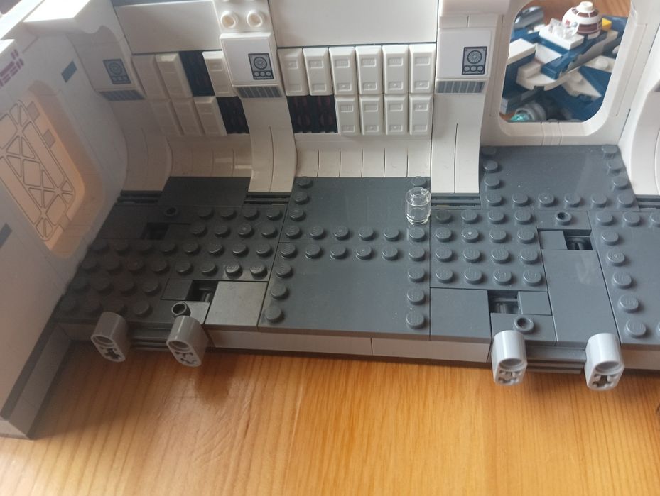 LEGO STAR WARS - сглобени сетове, без фигурки, инструкции и кутията