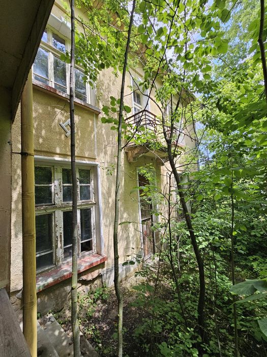 Продаваме бивш хотел-ресторант и поземлен имот в кв. Водици-гр.Габрово