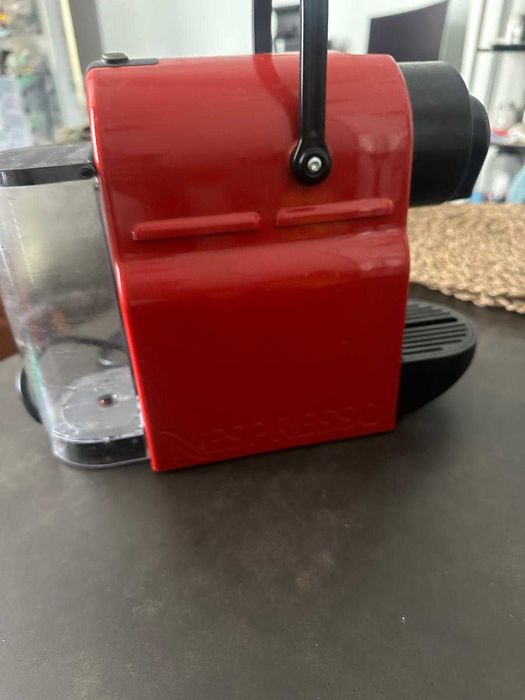 Nespresso Espressor Inissia Roșu