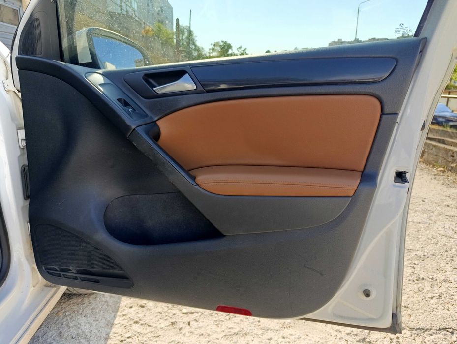 Кожен салон за ГОЛФ 6 с подгрев