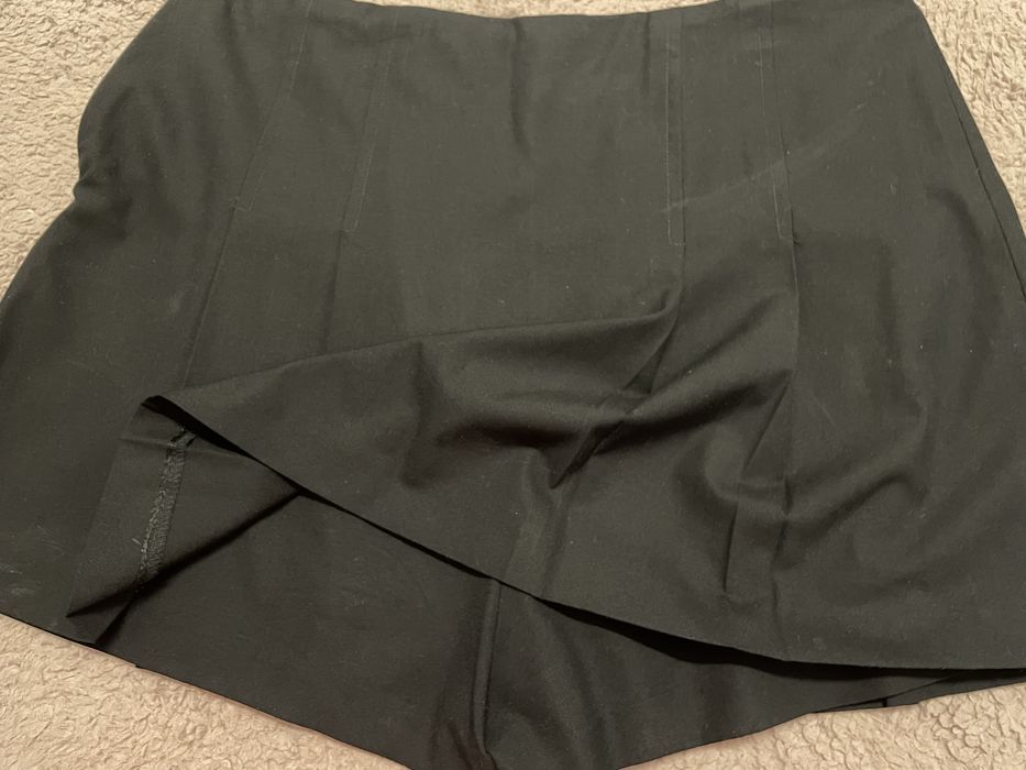 Fusta pantalon scurta Zara