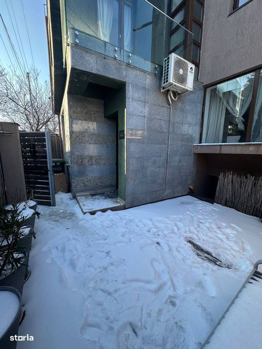 Vila in Baneasa , la 5 min.de Herastrau,  Str. Garlei