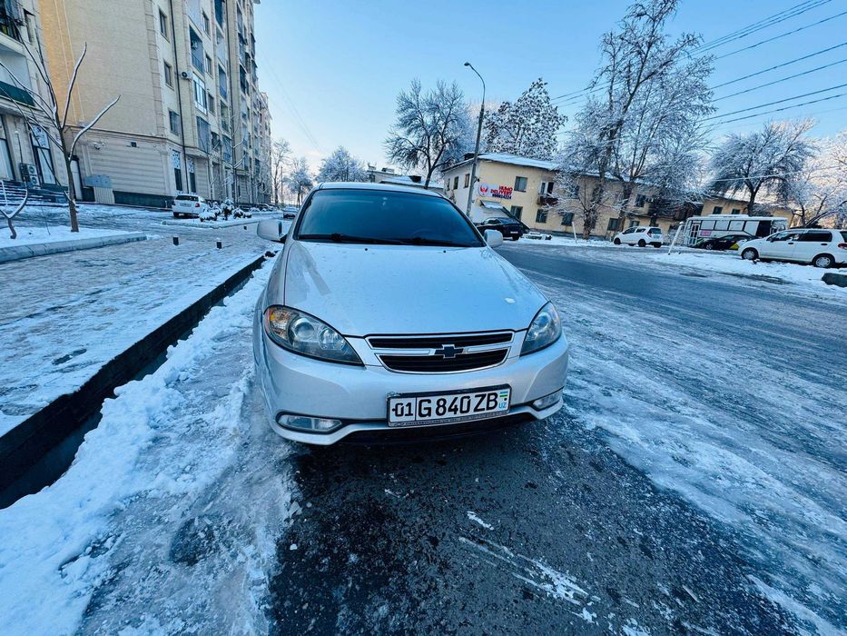 Срочно продам Jentra 1,5 8400$