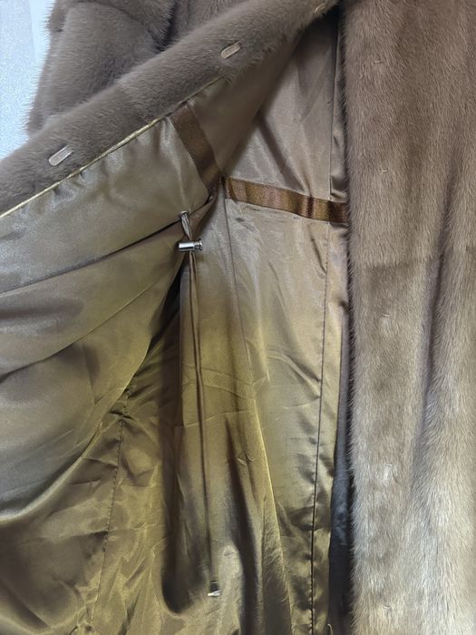 Продам норковую шубу