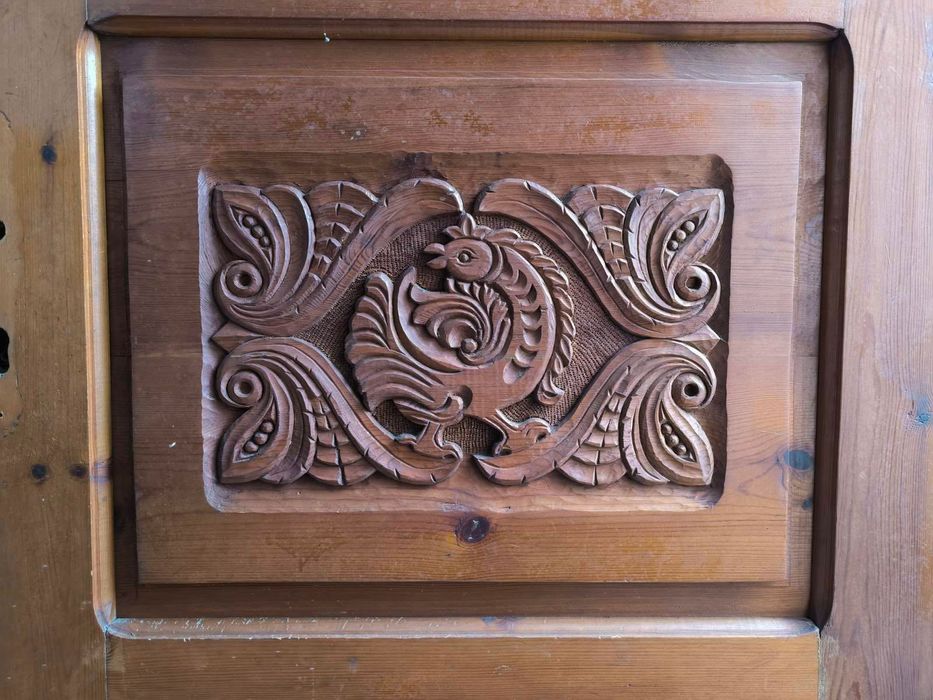 3 дърворезби ръчна изработка на антикварна дървена входна врата крило