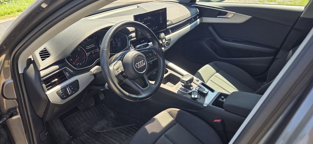 Audi A4 40 tfsi avariat