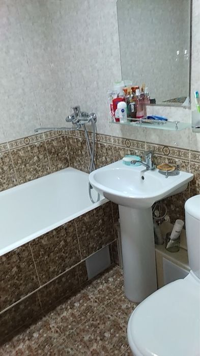 Srochna beltepada 3 honali uy sotiladi, evra remont