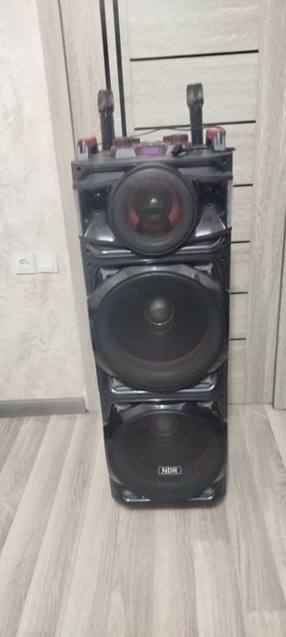 Акустическия система колонка