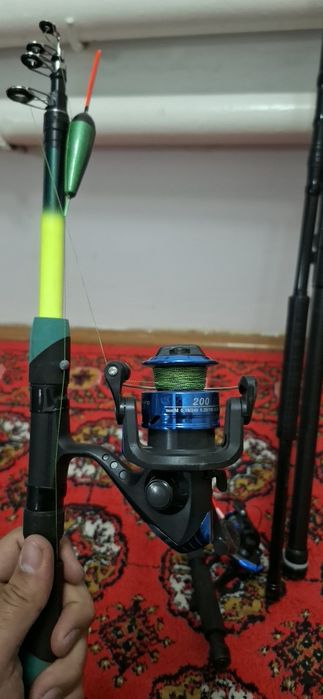 Кармоклар сотилади.