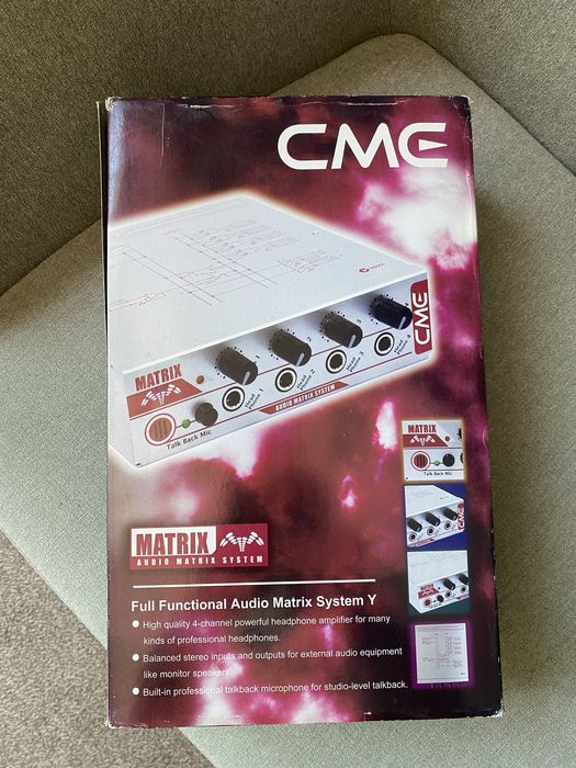 Слушалков сплитер 4 канала CME Matrix