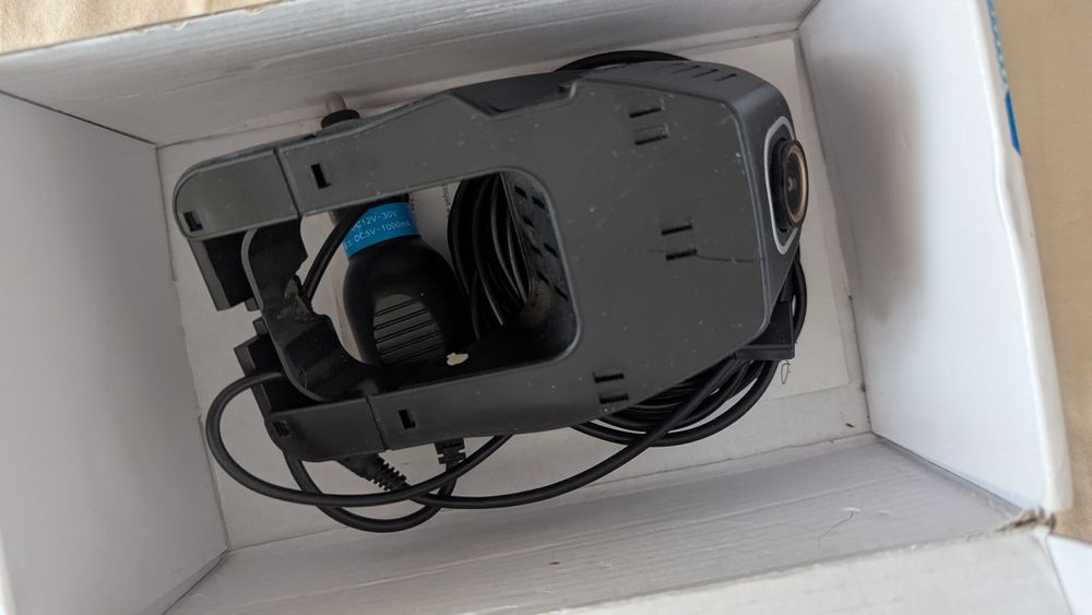 Vând tablete și telefon