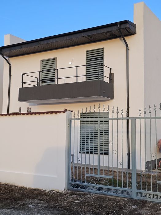 Casa  Metro/ Contructie Top