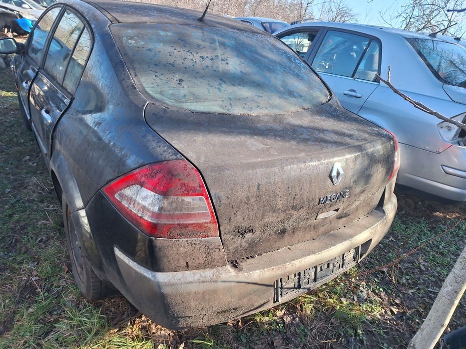Dezmembrari Renault Megane 2 sedane an 2006