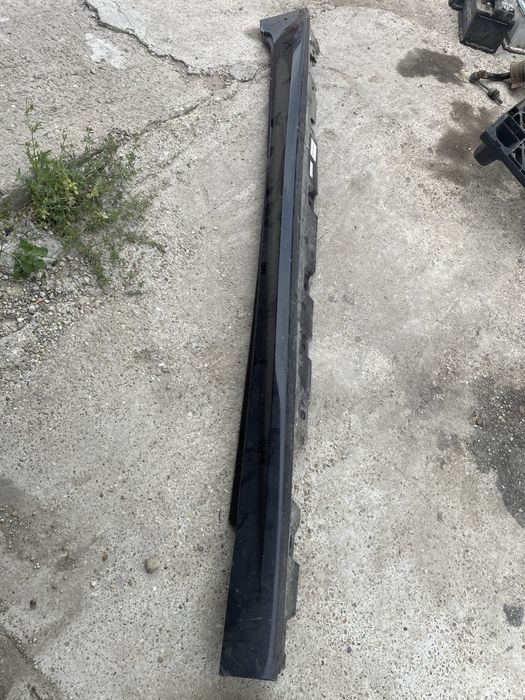 Prag stanga bmw f10 M-paket