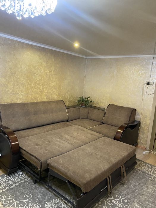 Продам диван недорого