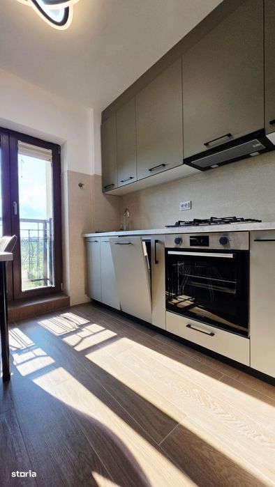 Inchiriere 2 camere Bd Libertatii vedere Parc Izvor renovat 2026