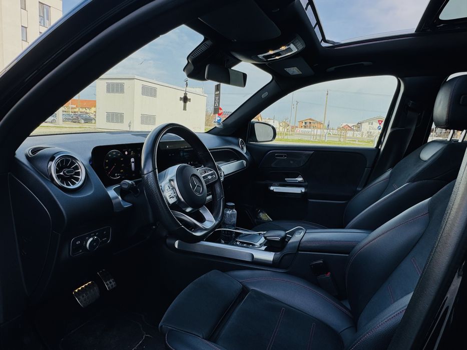 Mercedes-Benz GLB 7 Locuri pachet AMG INT EXTERIOR An2023 pe final
