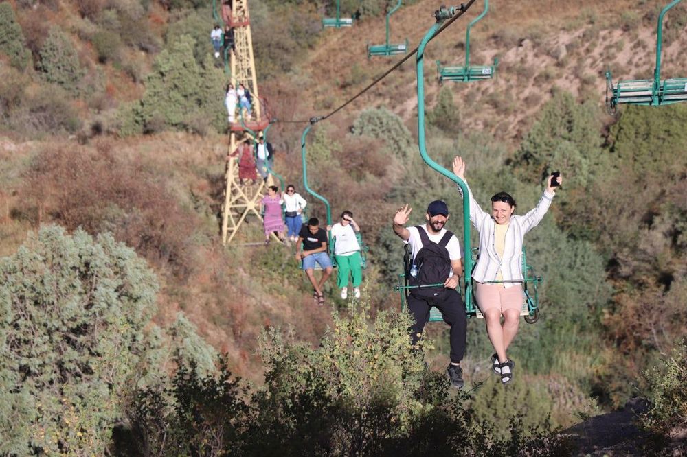 Такси в горы из Ташкента забираем из дома на целый день, недорого