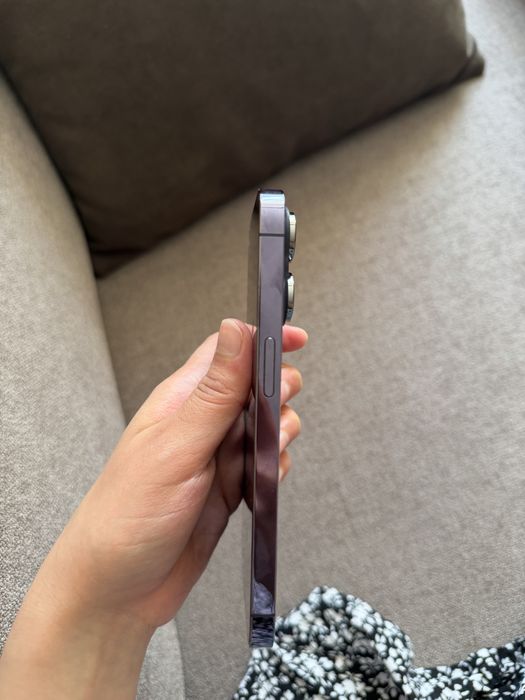 iPhone 14 Pro Deep Purple