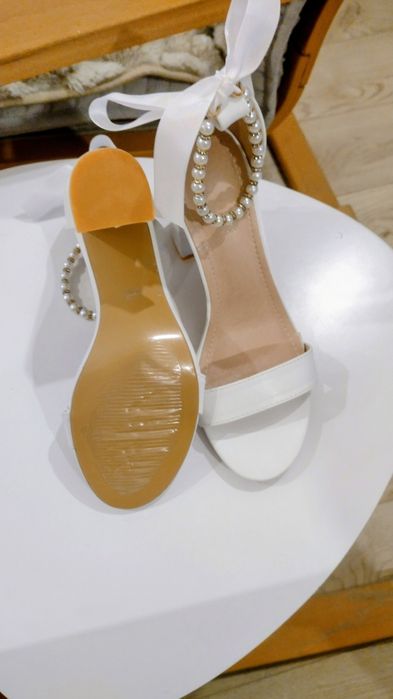 Sandale elegante mărimea 37