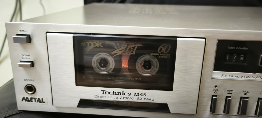 Technics  M45.