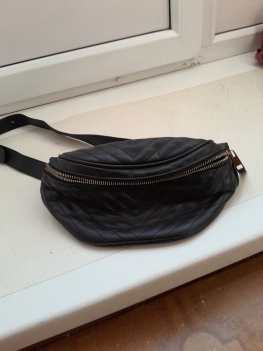 Кошелёк с ремемешком.