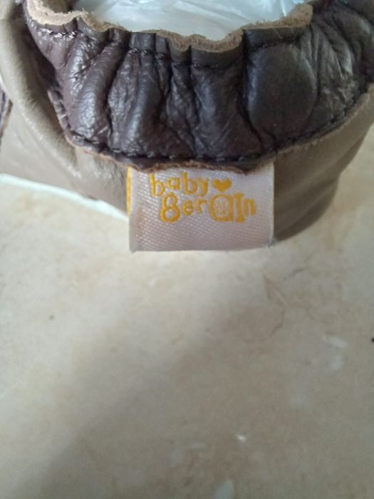 20 21 Кожени пантофки, бебешки топлийки и пантофи, вълнени чорапки, Be