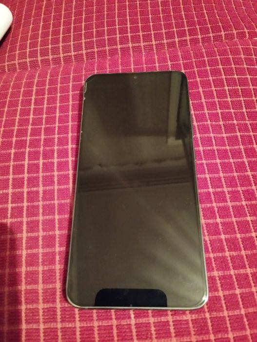 Samsung galaxy s22+ 8/256gb