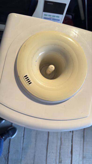 Продам диспенсер для воды