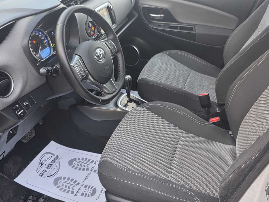 Toyota Yaris 1.5 Hybrid/ Rate/ Avans 0