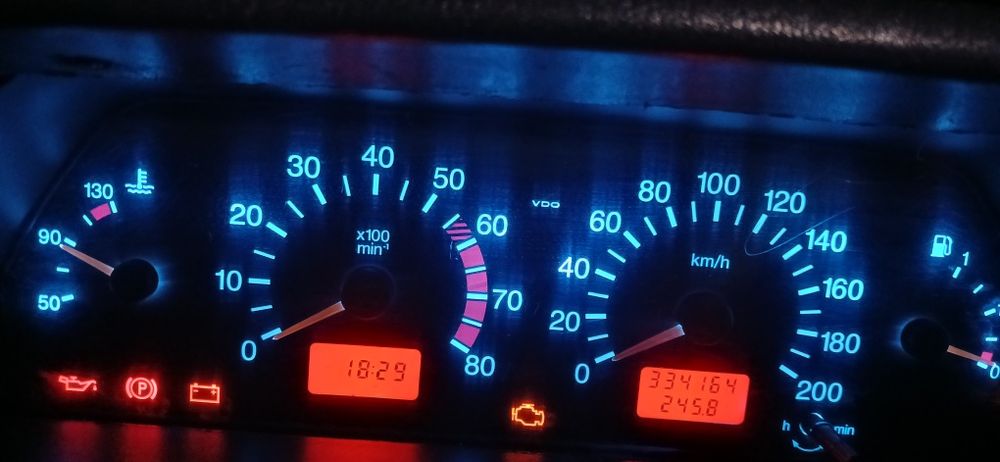 панель прибора 2114