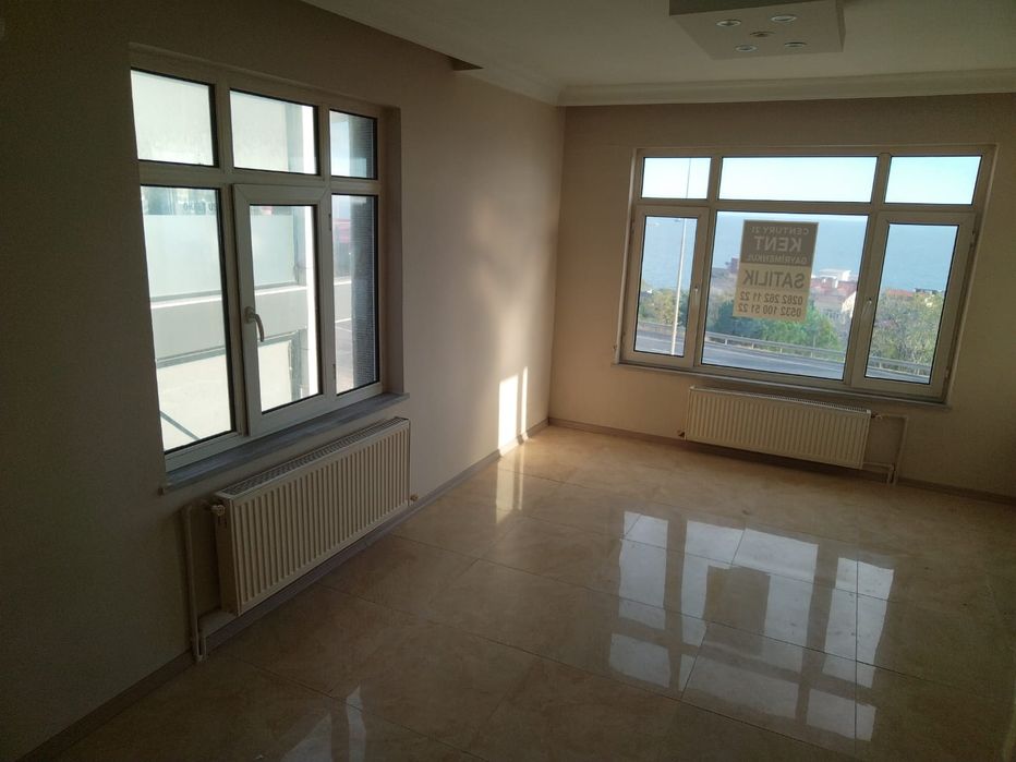 135 кв м. апартамент в Текирдаг