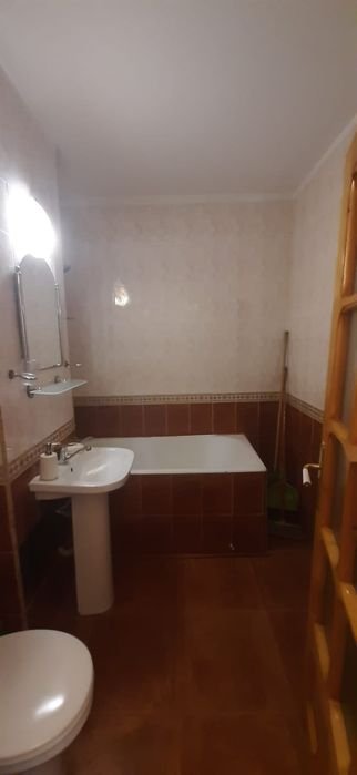Inchiriez apartament 2 camere decomandat