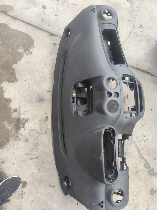 Арматурно табло Ситроен Ц2 citroen c2 с пасажерския аербег