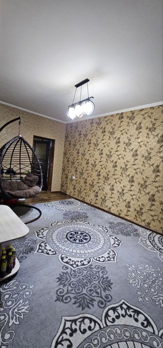 2/4/4 Продаётся квартира