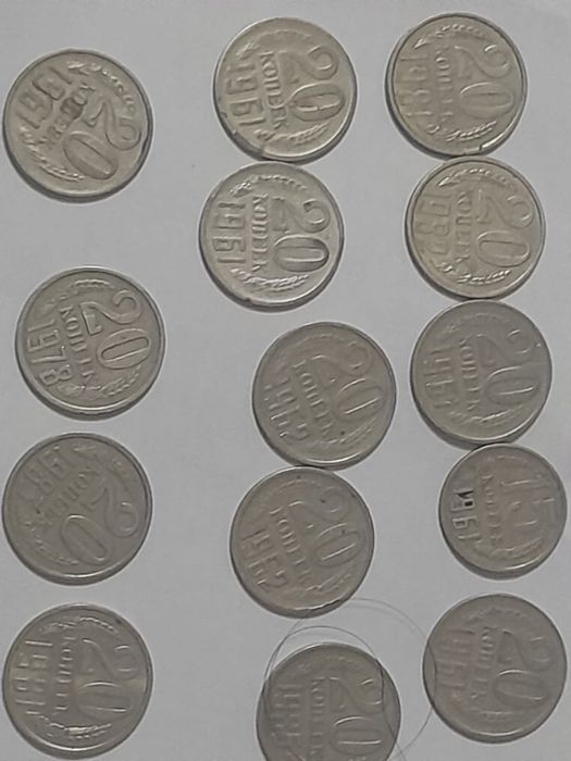 Продам монеты срочно, обращаться по номеру