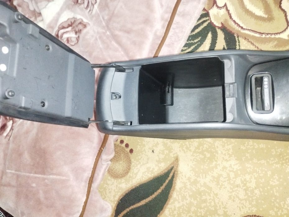 Cobalt va Malibu bar sotiladi