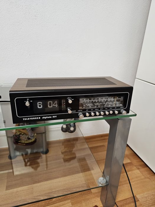 Radio vintage SONY TFM-C590W